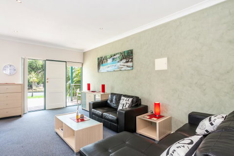 Anglesea River Apartments - 2 Bed Unit 2/4 - St Kilda Accommodation 1