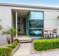 Anglesea River Apartments - Spa Apartment 23 - St Kilda Accommodation