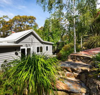Annecy House - St Kilda Accommodation