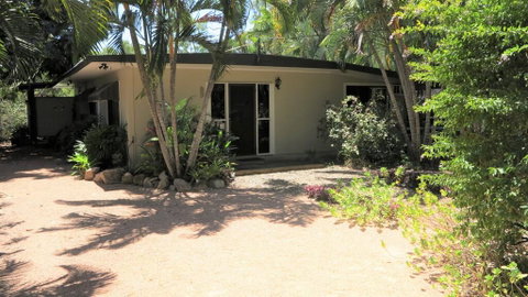 Apjohn House - St Kilda Accommodation 0