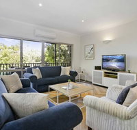 APOLLO BAY HOLIDAY HOUSE - walk to beach  wifi - St Kilda Accommodation