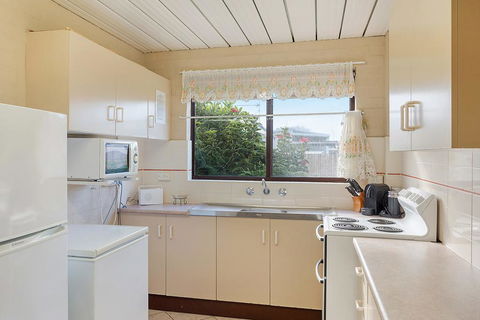Apollo Unit 27 - St Kilda Accommodation 2