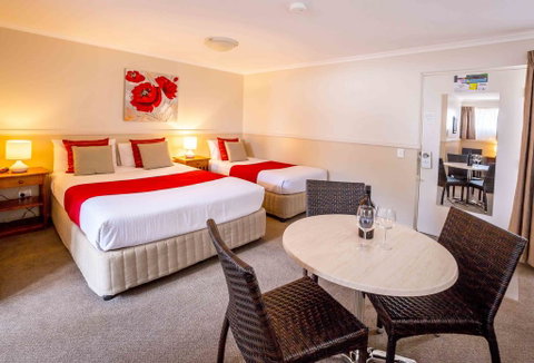 Apple & Grape Motel - St Kilda Accommodation 0