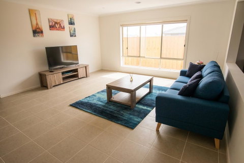 Apple House Point Cook - St Kilda Accommodation 2