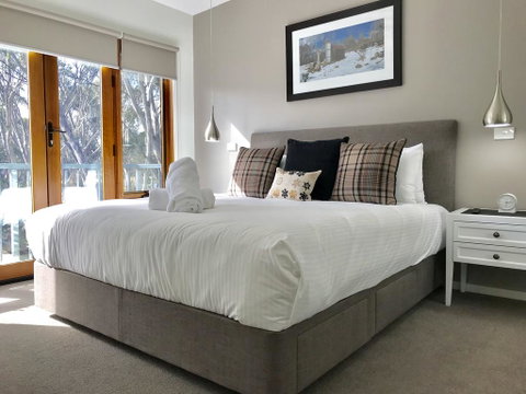 Apres - St Kilda Accommodation 2