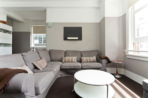 Apt - Sunny With Views - St Kilda Accommodation 0