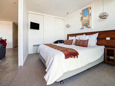 AQUA MIST PENTHOUSE - St Kilda Accommodation 2