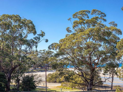 Aqua View (By Jervis Bay Rentals) - St Kilda Accommodation 0