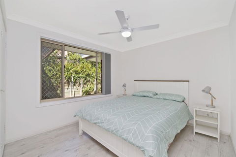 Aqualuna At Lighthouse Beach 8 Capalla Court - St Kilda Accommodation 3