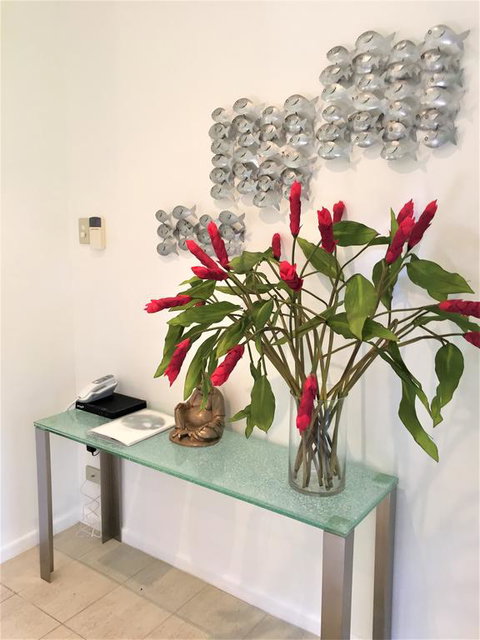 Aquatica - Luxe Holiday Home - St Kilda Accommodation 3