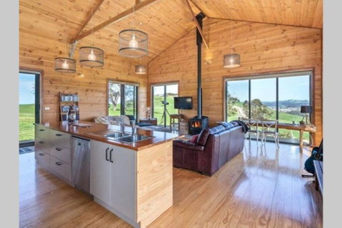 Aquila Barn - St Kilda Accommodation 0