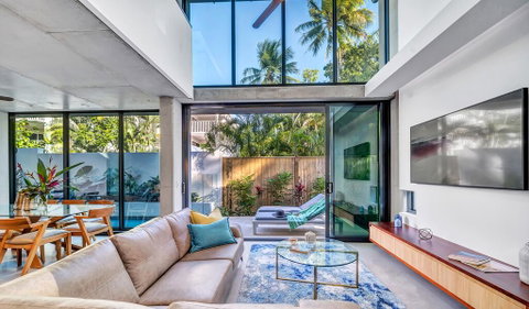 Aria Port Douglas Villas - St Kilda Accommodation 1