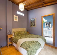 Art  Garden Retreat - St Kilda Accommodation