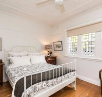 Art Deco 2 Bed Sydney/Darlinghurst Gem - St Kilda Accommodation