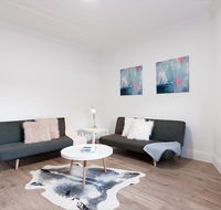 Art Deco Mosman Dream-Minutes Drive to Balmoral - St Kilda Accommodation