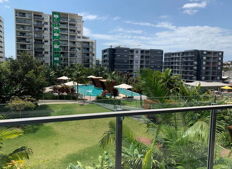 Art-Inspired, Designer APT In The Vibrant Area - St Kilda Accommodation 3