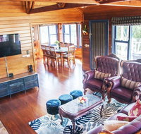 Artee House - A Bright Escape - St Kilda Accommodation