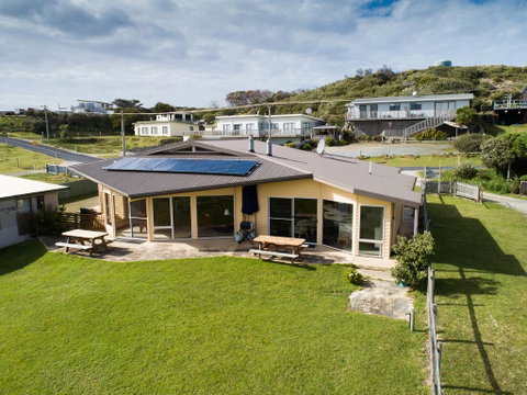 Arthur Riverfront And Sea Lodge Upstream - St Kilda Accommodation 3