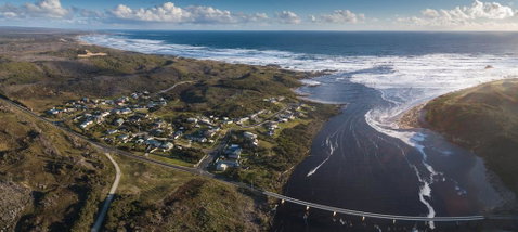 Arthur Riverfront And Sea Lodge Upstream - St Kilda Accommodation 1
