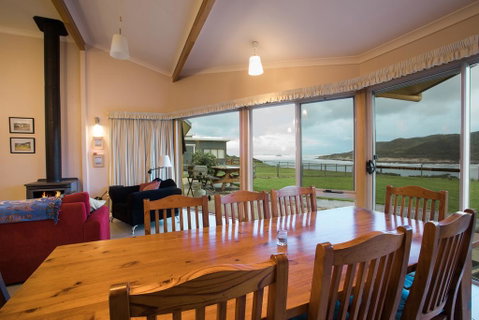 Arthur Riverfront And Sea Lodge Upstream - St Kilda Accommodation 0