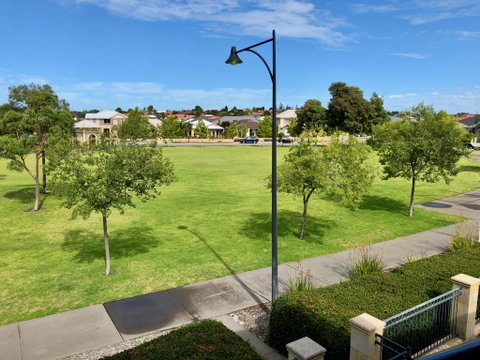 Ashington Gardens - St Kilda Accommodation 2