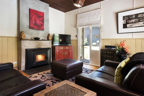 Ashling - St Kilda Accommodation 1