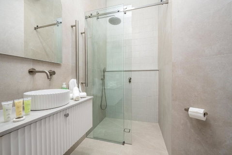 Luxurious House Near Flemington Racecourse - St Kilda Accommodation 2