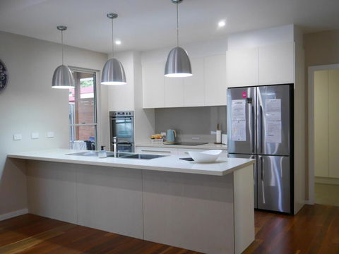 Luxury Home In Yowie Bay - St Kilda Accommodation 2