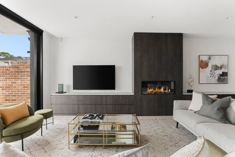 Luxury NEW 5BDRM Oasis With Heated Pool - St Kilda Accommodation 3