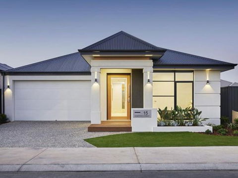 Luxury Bedrooms In A Resort Style Home - St Kilda Accommodation 1