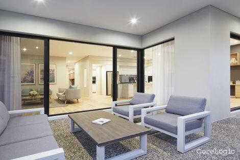 Luxury Bedrooms In A Resort Style Home - St Kilda Accommodation 2
