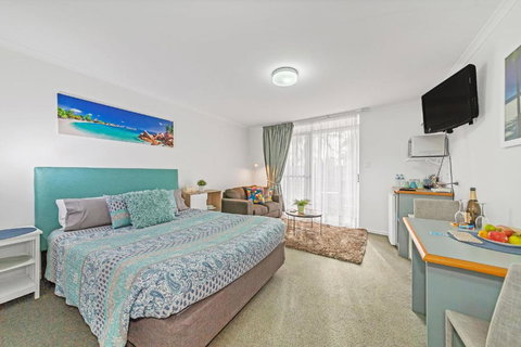 Mandurah Holiday Apartments - St Kilda Accommodation 1