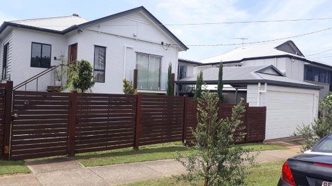 Maple Villa - The Beach House By The Bay - St Kilda Accommodation 2