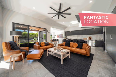 Marble At South Plympton - 4BR Modern WiFi - St Kilda Accommodation 0