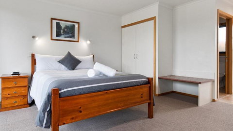 Marsden Court Apartments Now Incorporating Marsden Court And Sharonlee Strahan Villas - St Kilda Accommodation 3