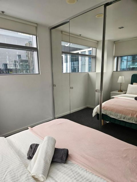 Melbourne Star - St Kilda Accommodation 3