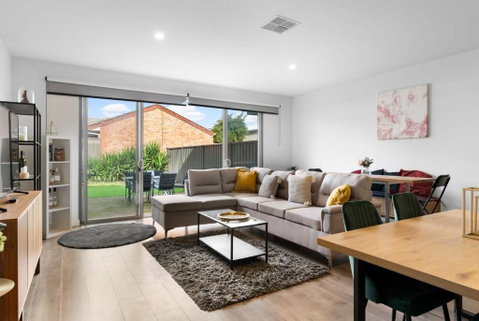 Mellow&Modernized Townhouse-3Beds-Quiet-Anzac Hwy - St Kilda Accommodation 2