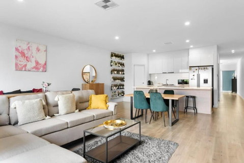 Mellow&Modernized Townhouse-3Beds-Quiet-Anzac Hwy - St Kilda Accommodation 0