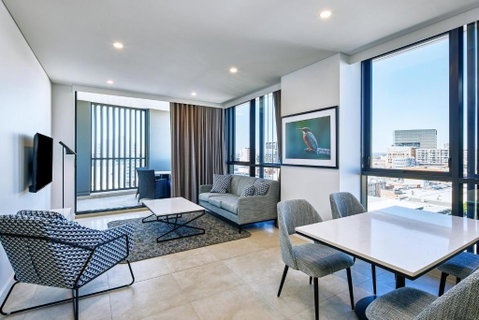 Meriton Suites Liverpool - St Kilda Accommodation 1