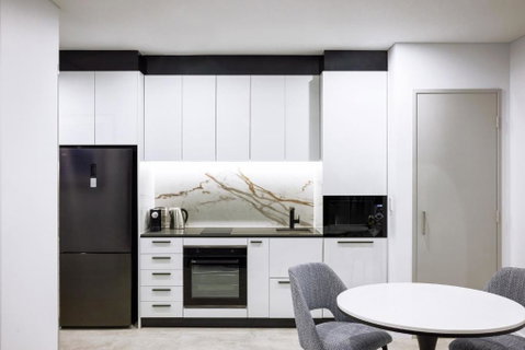 Meriton Suites Liverpool - St Kilda Accommodation 2