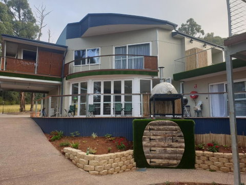 Merry Mary - St Kilda Accommodation 0