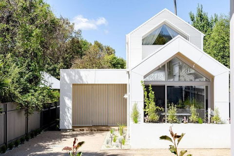 Miette Yackandandah - St Kilda Accommodation 2