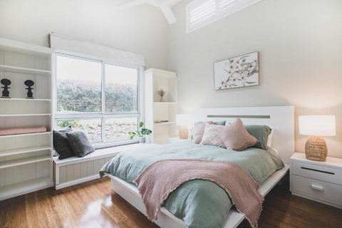 Milton Woodstock Homestead Luxury Retreat With NEW 11M POOL Just Minutes From The Beach - St Kilda Accommodation 2