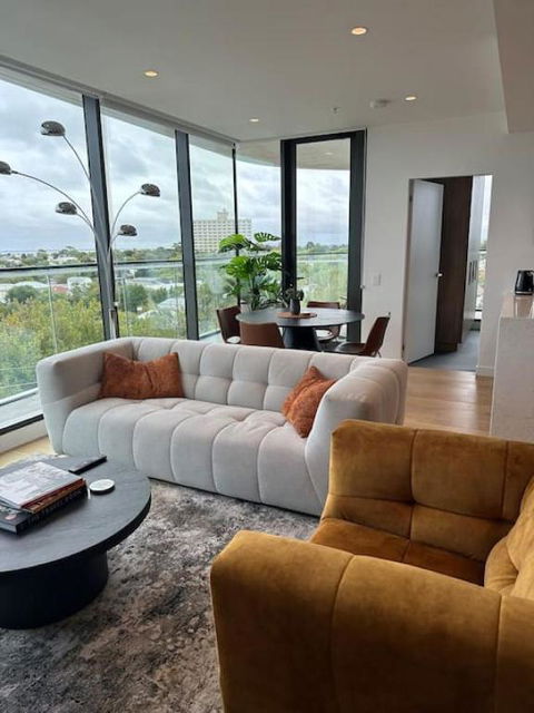 Modern 2 BRM Apt In Williamstown - St Kilda Accommodation 2