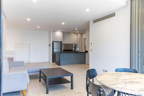 Modern 2B With Loft Bed Parking Central Mascot - St Kilda Accommodation 3