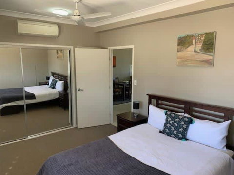 Modern Beach Apartment - St Kilda Accommodation 3