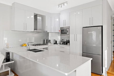 Modern Scarborough Townhouse - St Kilda Accommodation 3