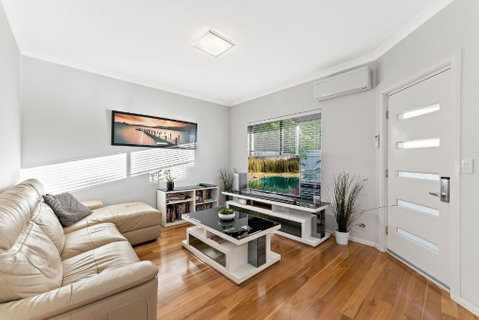 Modern Scarborough Townhouse - St Kilda Accommodation 1