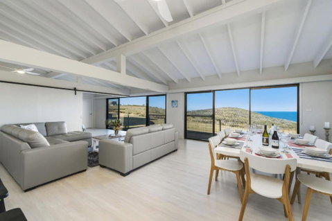 Ocean Paradise - St Kilda Accommodation 0