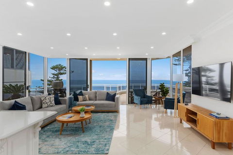 Ocean Vista Escape - A Lofty Beachfront Penthouse - St Kilda Accommodation 0